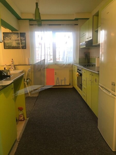 Drumul Taberei, apartament de 2 camere transformat din 3,