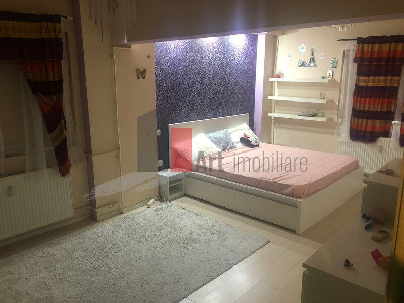 Drumul Taberei, apartament de 2 camere transformat din 3,